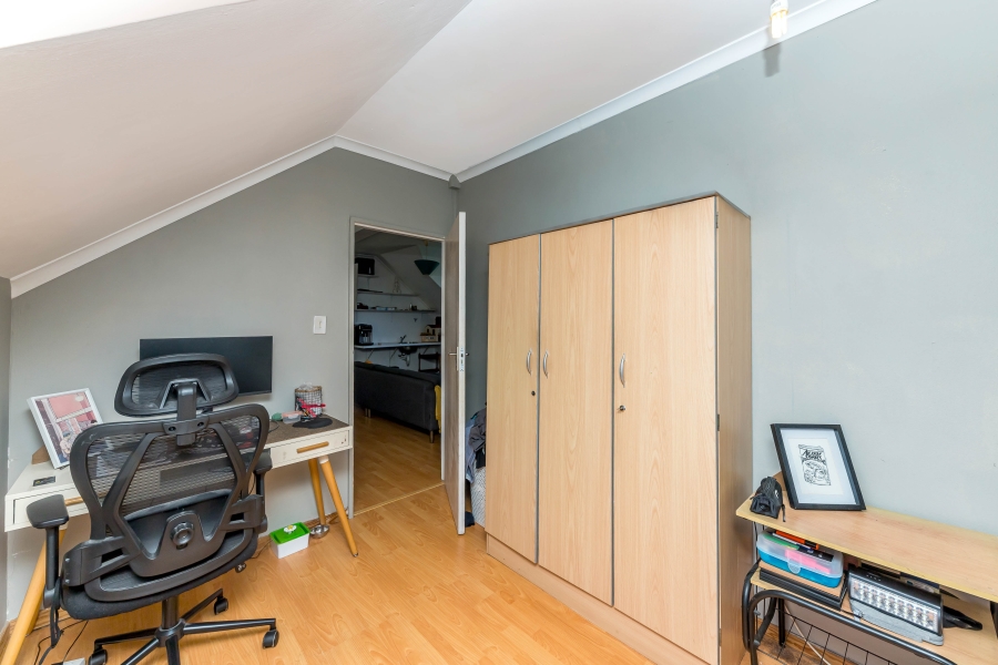 4 Bedroom Property for Sale in Ottery East Western Cape